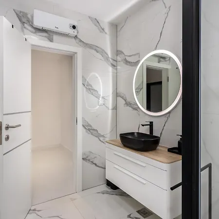 Apartament In Novi Vinodolski