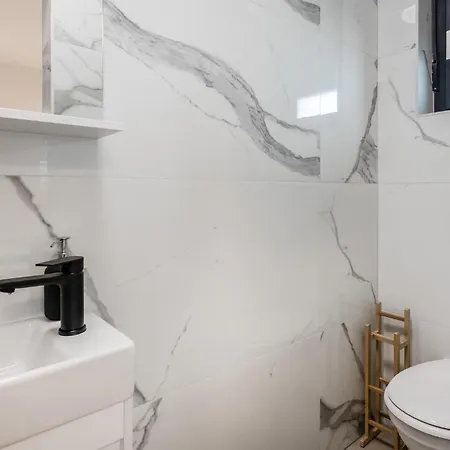 2 Bedroom In Apartament *